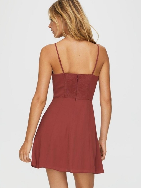 Aritzia Sunday Best Ribbed Dress in Rosewood - Picture 2 of 7